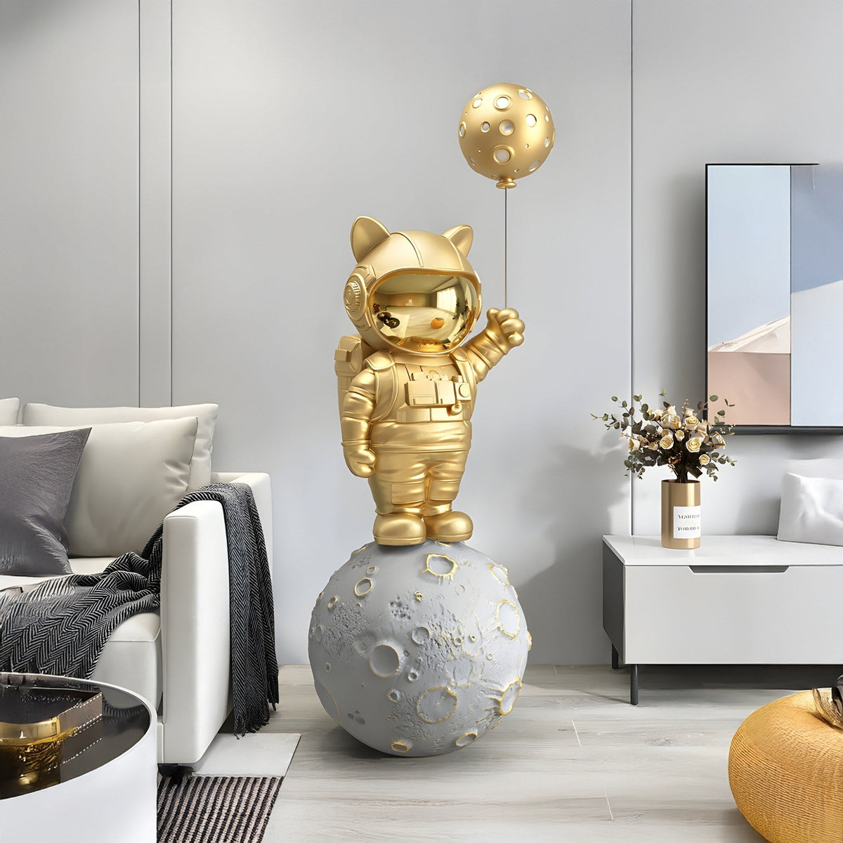 Medium Gilded Gold Astronaut Kitty Moon Balloon Sculpture - 150cm - Atelier Home™