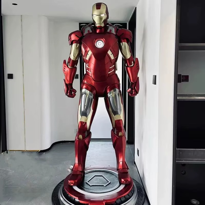 Iron Man (210cm) — Life-Size Collector Sculpture