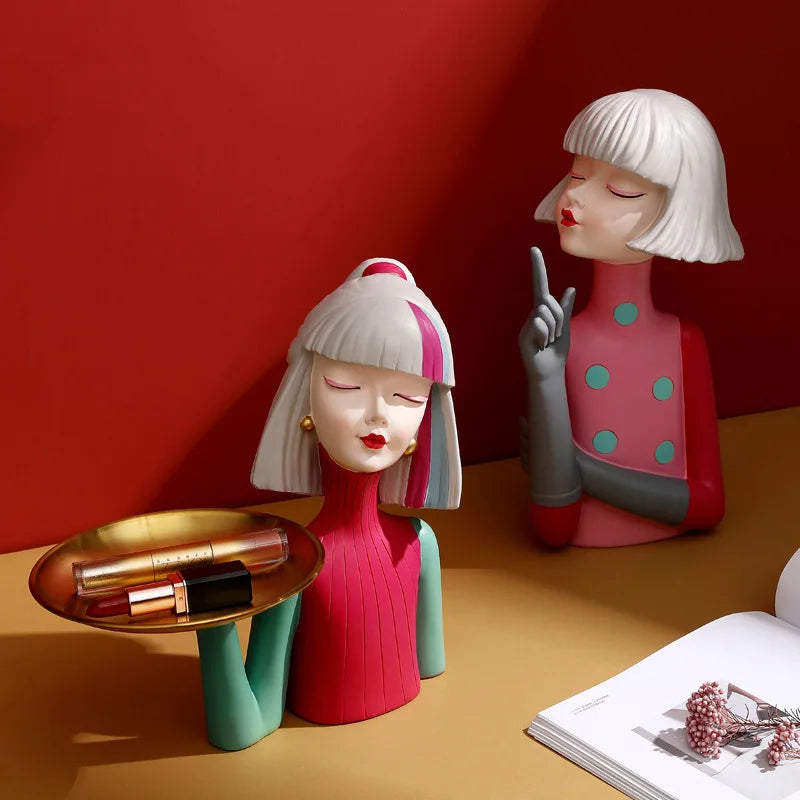 The Queens of Now - Atelier Home™